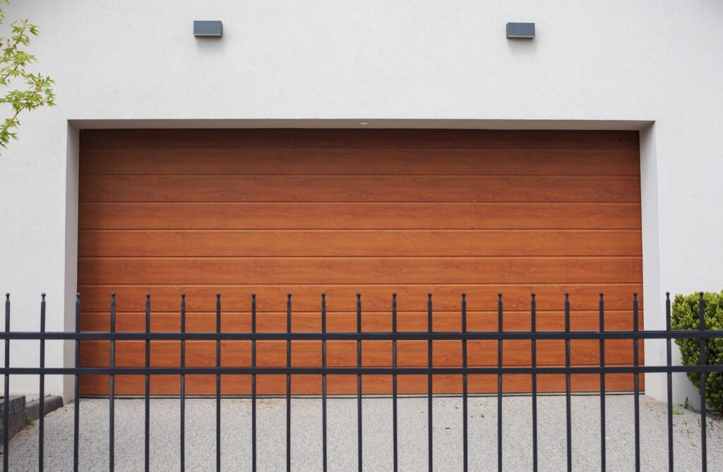 porte sezionali garage vantaggi rispetto basculanti